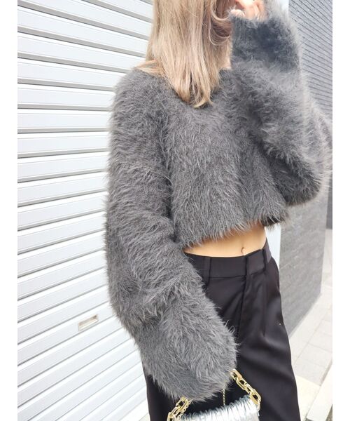 EVRIS(エヴリス)の「シャギークロップドニットトップス(ニット/セーター・レディース・ベージュ/ピンク/グリーン/ブルー/グレー・FREE)」の2枚目の写真