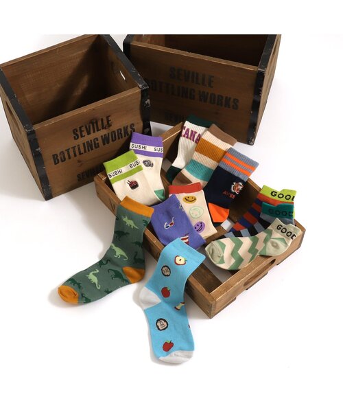 BREEZE（ブリーズ）の「BOYSバラエティソックス（ソックス/靴下・キッズ・アイボリー/イエロー/ネイビー・18/21/15 ）」の4枚目の写真