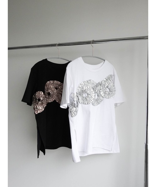 sahara（サハラ）の「Metallic Tape Design Tee（Tシャツ/カットソー・レディース・ブラック×ゴールド/ホワイト×シルバー・FREE）」の10枚目の写真