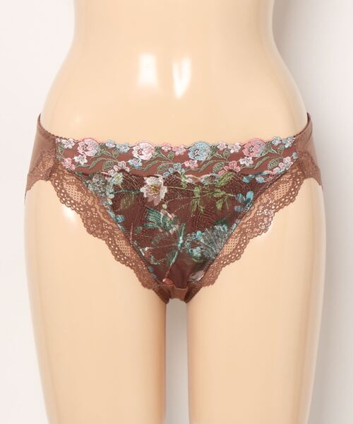 Triumph（トリンプ）の「レッドレーベル バイ トリンプ0092 レギュラー