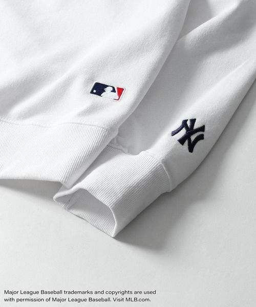 MLB（メジャーリーグベースボール）の「【MLB】 袖ライン チームロゴ 刺繍 プルオーバー 長袖 裏毛 スウェット トレーナー（スウェット・メンズ・ブラック/アッシュグレー/ホワイト/グリーン/ネイビー・MEDIUM/LARGE/X-LARGE）」の14枚目の写真