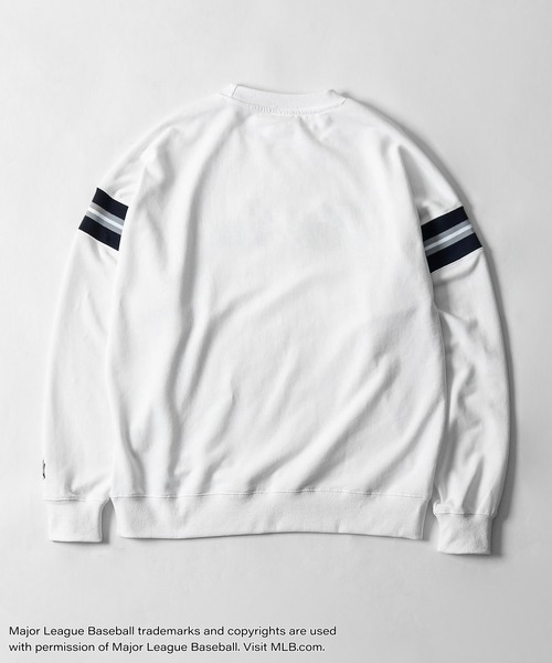 MLB（メジャーリーグベースボール）の「【MLB】 袖ライン チームロゴ 刺繍 プルオーバー 長袖 裏毛 スウェット トレーナー（スウェット・メンズ・ブラック/アッシュグレー/ホワイト/グリーン/ネイビー・MEDIUM/LARGE/X-LARGE）」の17枚目の写真
