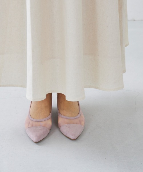 menue（メヌエ）の「ポインテッドトゥ シアーパンプス（パンプス・レディース・ブラック/ベージュ/ラベンダー・22.0cm/21.5cm/26.0cm/25.5cm/25.0cm/24.5cm/24.0cm/23.5cm/23.0cm/22.5cm）」の21枚目の写真