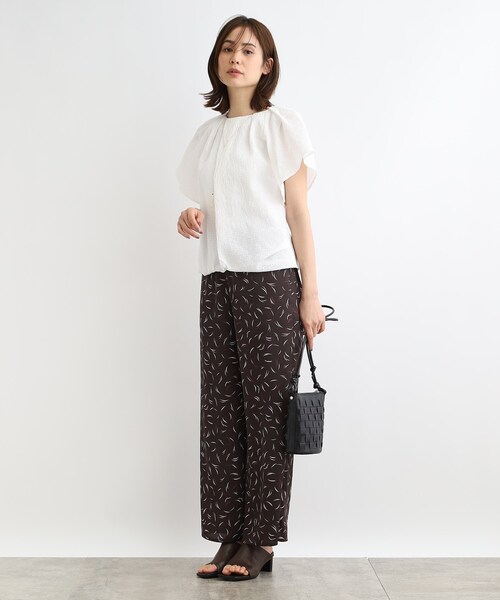 【セール】【洗える/シアー】ジャカード風タックデザインブラウス(シャツ/ブラウス)|INDIVI(インディヴィ) 【セール】【洗える/シアー】ジャカード風タックデザインブラウス(シャツ/ブラウス)|INDIVI(インディヴィ)