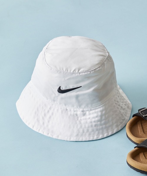 NIKE(ナイキ)の「NIKE NAN UPF 40+ INFANT BUCKET HAT(ハット・キッズ・ホワイト/ピンク・FREE)」の4枚目の写真