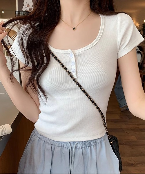 ショートトップス　M　半袖　WHITE　カットソー セール】ショート丈Uネック綿半袖Tシャツ（Tシャツ/カットソー