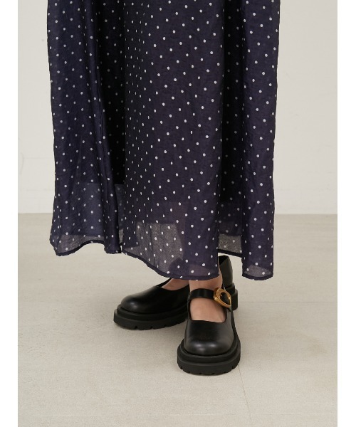 Mila Owen(ミラオーウェン)の「カットレイヤードパネルボリュームワンピース【手洗い可能】(ワンピース・レディース・ドット/イエロー/ブラック・1/0)」の10枚目の写真