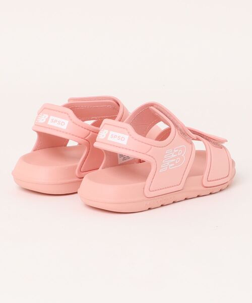 NEW BALANCE(ニューバランス)の「《New Balance》SYFSP(サンダル・キッズ・ピンク/トリコロール/ブラック・23.0cm/22.0cm/21.0cm/20.0cm/19.0cm/18.0cm/17.0cm)」の4枚目の写真