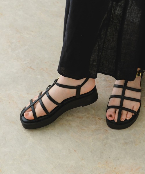 RODE SKO(ロデスコ)の「スリムストラップサンダル(サンダル・レディース・ブラック/シルバー・36/37/38)」の22枚目の写真