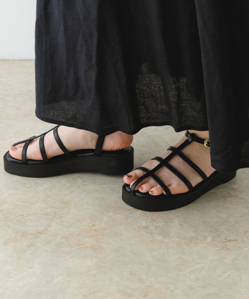 RODE SKO(ロデスコ)の「スリムストラップサンダル(サンダル・レディース・ブラック/シルバー・36/37/38)」の20枚目の写真