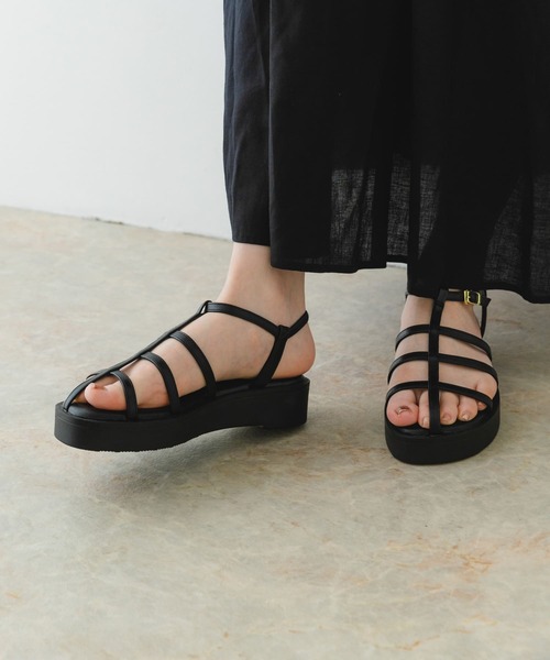 RODE SKO(ロデスコ)の「スリムストラップサンダル(サンダル・レディース・ブラック/シルバー・36/37/38)」の17枚目の写真