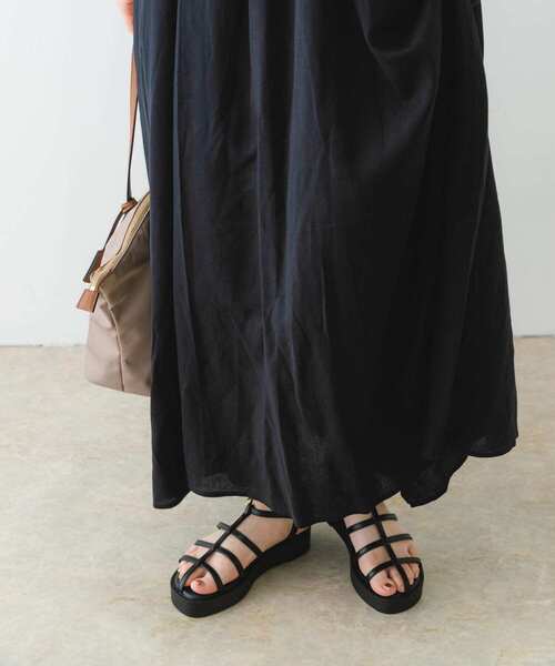 RODE SKO(ロデスコ)の「スリムストラップサンダル(サンダル・レディース・ブラック/シルバー・36/37/38)」の15枚目の写真