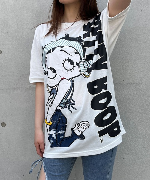 GLAMOROUS JANE(グラマラスジェーン)の「フロント&バックプリントBETTTY BOOPビックTシャツ(Tシャツ/カットソー・レディース・オフホワイト/チャコールグレー/ブラック・FREE)」の6枚目の写真
