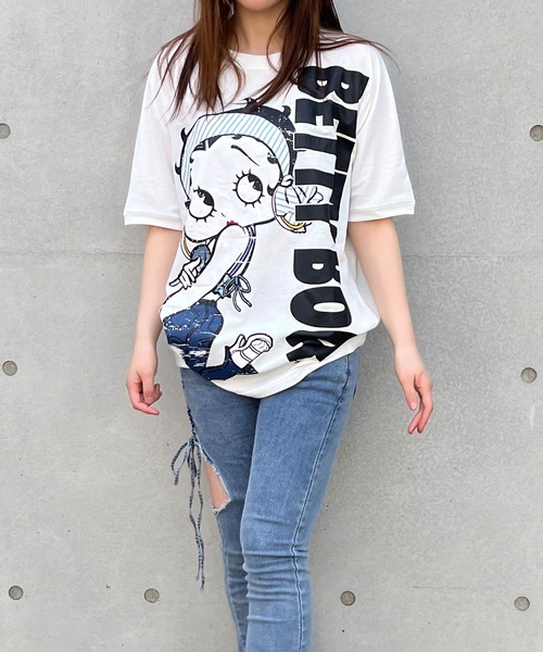 GLAMOROUS JANE(グラマラスジェーン)の「フロント&バックプリントBETTTY BOOPビックTシャツ(Tシャツ/カットソー・レディース・オフホワイト/チャコールグレー/ブラック・FREE)」の8枚目の写真