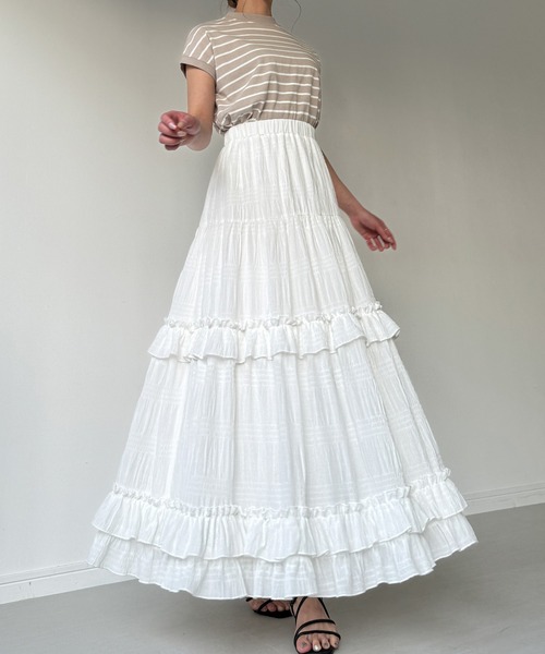 JUNOAH（ジュノア）の「シアーティアードフリルスカート（スカート・レディース・ブラック/イエロー系その他/ホワイト・MEDIUM/LARGE/X-LARGE）」の2枚目の写真