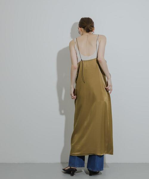 SENSE OF PLACE by URBAN RESEARCH（センスオブプレイスバイアーバンリサーチ）の「レースサテンキャミワンピース（ワンピース・レディース・ベージュ/ネイビー/ブラック・S/ONE）」の10枚目の写真