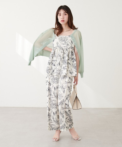 natural couture(ナチュラルクチュール)の「ブッチャー線画花柄タックパンツ(その他パンツ・レディース・ブラック/オフホワイト・FREE)」の6枚目の写真