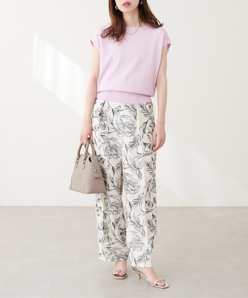 natural couture（ナチュラルクチュール）の「ブッチャー線画花柄