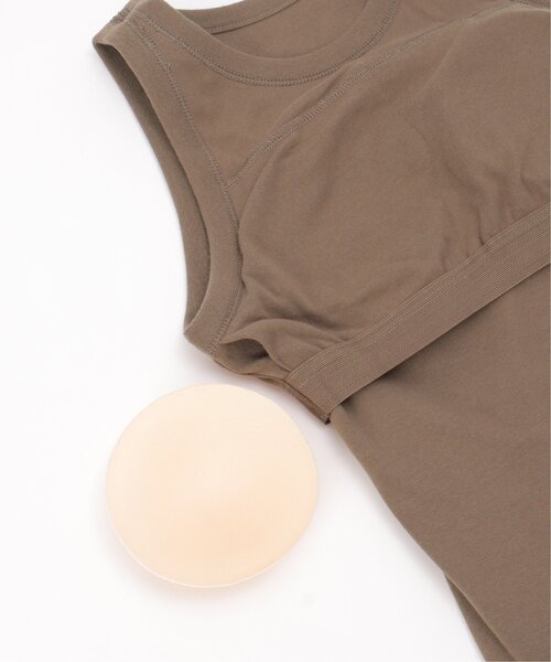 VENCEEXCHANGE（ヴァンスエクスチェンジ）の「スムース天竺アメスリタンクトップ（タンクトップ・レディース・ブラック/ベージュ/ブラウン/オフホワイト・FREE）」の18枚目の写真