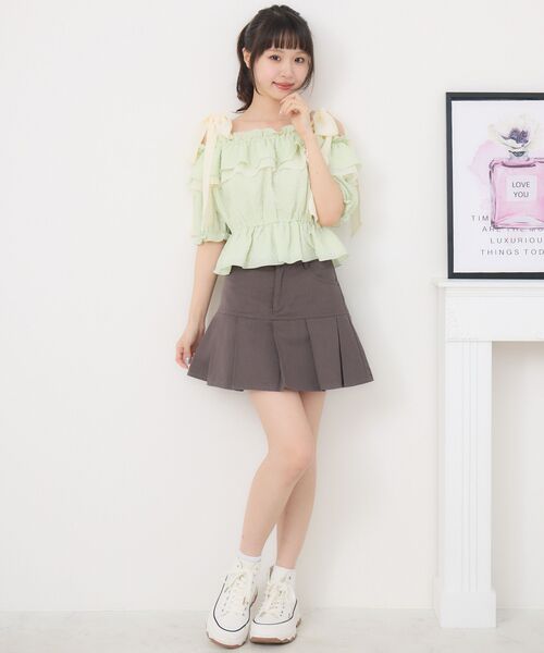 ems excite（エムズエキサイト）の「肩リボンフリルBL（シャツ/ブラウス・レディース・ブラック/グリーン/ホワイト系その他・FREE）」の22枚目の写真