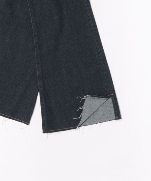apres jour(アプレジュール)の「アシメスリットフレアデニムパンツ【ZOZOTOWN限定アイテム】(デニムパンツ・レディース・インディゴブルー/ライトブルー・X-LARGE/MEDIUM/SMALL)」の22枚目の写真
