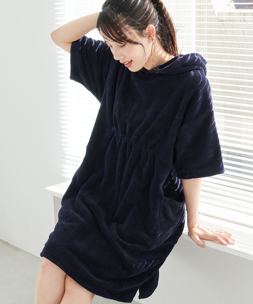 cross marche（クロスマルシェ）の「【MUSEE】フード付き湯上りワンピース（ガウン/バスローブ・レディース・ネイビー/ラベンダー/ブラウン・M/L）」の2枚目の写真