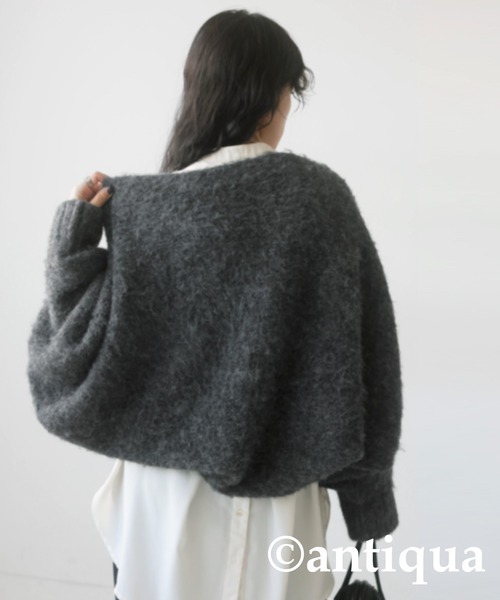 antiqua(アンティカ)の「シャギーボレロニット(ニット/セーター・レディース・ネイビー/ベージュ/ダークグレー・ONESIZE)」の6枚目の写真