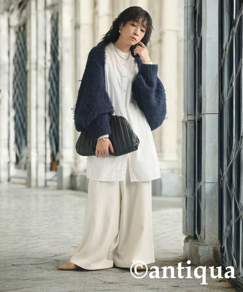 antiqua(アンティカ)の「シャギーボレロニット(ニット/セーター・レディース・ネイビー/ベージュ/ダークグレー・ONESIZE)」の22枚目の写真