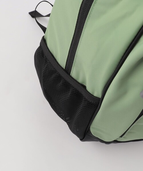 THE NORTH FACE(ザノースフェイス)の「<THE NORTH FACE>ラウンディ キッズ (22L) / リュック / キッズ(バックパック/リュック・キッズ・ブラック/ライム・FREE)」の21枚目の写真