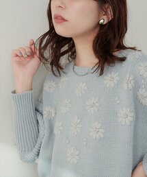 お花刺繍ニット