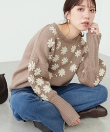 お花刺繍ニット