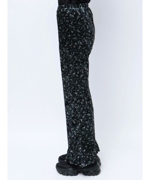merry jenny（メリージェニー）の「flowerベロアパンツ（スラックス・レディース・ブラック/グリーン・FREE）」の9枚目の写真