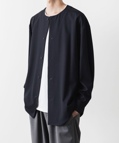 ATTACHMENT(アタッチメント)の「2/90 ウール トロピカル カラーレス L/Sシャツ / 2/90 WO TROPICAL COLLARLESS L/S SHIRT(シャツ/ブラウス・メンズ・ブラック/ダークネイビー・3/2/1)」の4枚目の写真