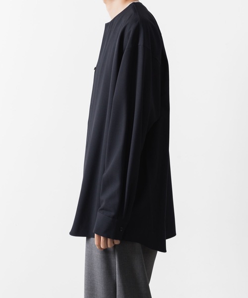 ATTACHMENT(アタッチメント)の「2/90 ウール トロピカル カラーレス L/Sシャツ / 2/90 WO TROPICAL COLLARLESS L/S SHIRT(シャツ/ブラウス・メンズ・ブラック/ダークネイビー・3/2/1)」の5枚目の写真