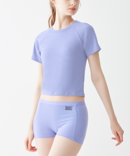 BODY WILD(ボディーワイルド)の「BODY WILD/ボディワイルド STANDARD クルーネックTシャツ(Tシャツ/カットソー・レディース・ブラック/ベージュ系その他/ブルー系その他・MEDIUM/LARGE)」の3枚目の写真