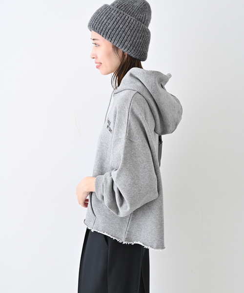 SLOBE IENA（スローブイエナ）の「クロップドフードスウェット（パーカー・レディース・ホワイト/グレー・FREE）」の16枚目の写真