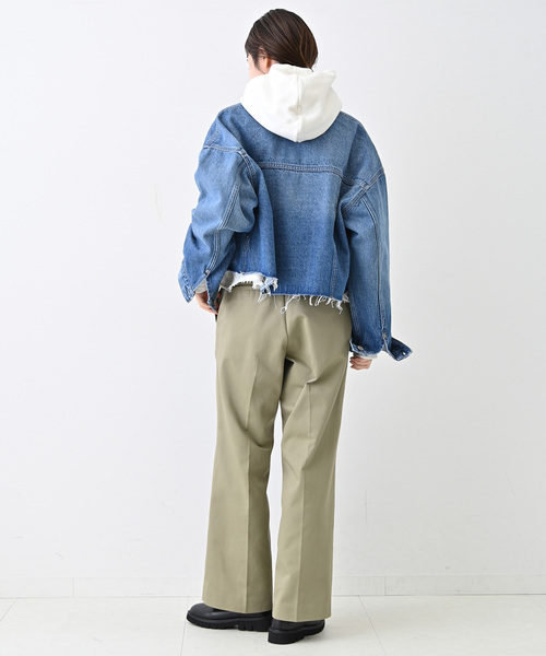 SLOBE IENA（スローブイエナ）の「クロップドフードスウェット（パーカー・レディース・ホワイト/グレー・FREE）」の20枚目の写真