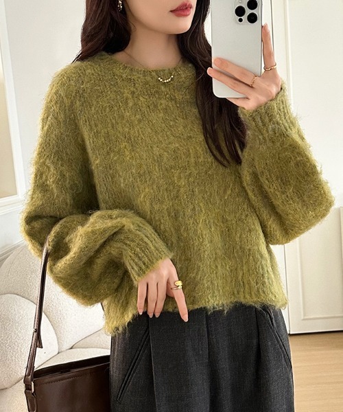 COCOMOMO(ココモモ)の「モヘアタッチ ショート丈 ニットトップス クルーネックセーター(ニット/セーター・レディース・グレー系/イエロー系/ダークブラウン系・FREE)」の19枚目の写真