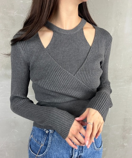 tolene(トレネ)の「フェイクレイヤード ロングスリーブデザインリブニット(ニット/セーター・レディース・オフホワイト/ブラック/チャコール・FREE)」の3枚目の写真