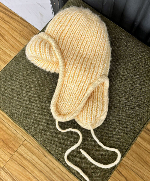 CIAOPANIC(チャオパニック)の「フライトボンバーニットキャップ(キャップ・レディース・レッド/アイボリー/グレー・ONE SIZE)」の6枚目の写真