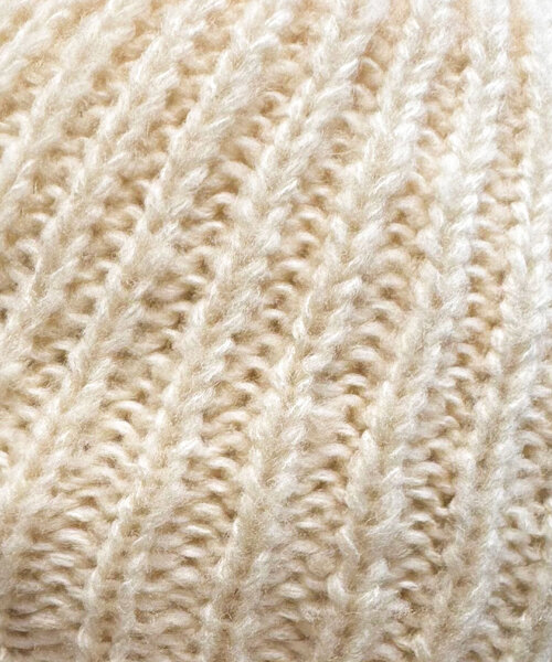 CIAOPANIC(チャオパニック)の「フライトボンバーニットキャップ(キャップ・レディース・レッド/アイボリー/グレー・ONE SIZE)」の15枚目の写真