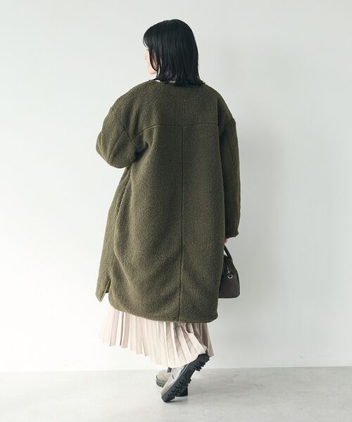 CRAFT STANDARD BOUTIQUE（クラフトスタンダードブティック）の「【リバーシブル】キルティングボアコート（その他アウター・レディース・ダークカーキ/ブラック・M/L/XL）」の6枚目の写真