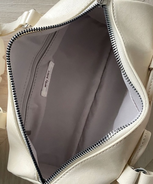 mily bilet（ミウィビレット）の「【mily bilet】目を惹く可愛さ♪リボンデザイン筒型フェイクレザー２WAYショルダーバッグ（ショルダーバッグ・レディース・カーキ/ブラック/ベージュ・ONE SIZE）」の17枚目の写真