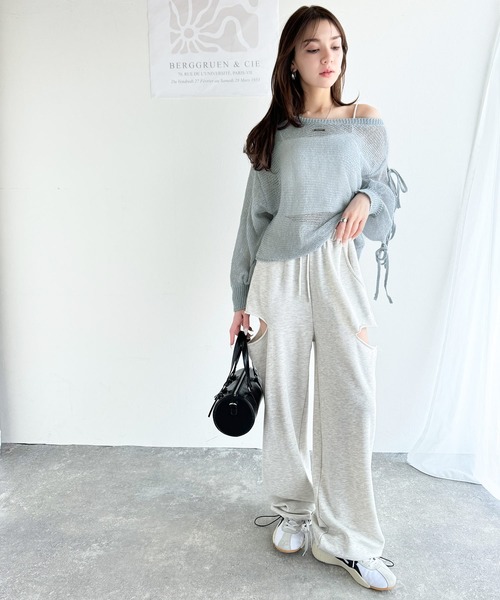 mily bilet（ミウィビレット）の「【mily bilet】目を惹く可愛さ♪リボンデザイン筒型フェイクレザー２WAYショルダーバッグ（ショルダーバッグ・レディース・カーキ/ブラック/ベージュ・ONE SIZE）」の4枚目の写真