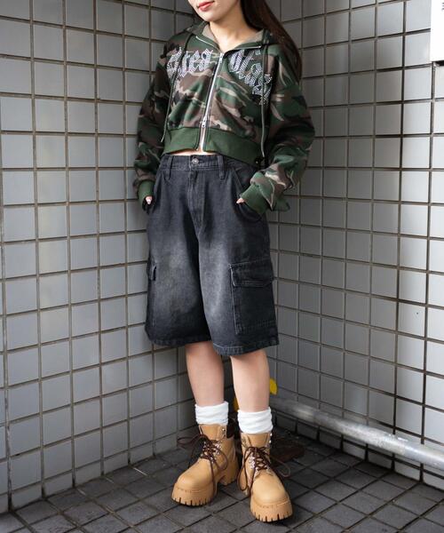 WEGO（ウィゴー）の「WEGO/ラインストーン裏起毛ショートジップパーカー（パーカー・レディース・ブラウン/ブラック/その他1・FREE）」の7枚目の写真