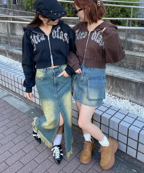 WEGO（ウィゴー）の「WEGO/ラインストーン裏起毛ショートジップパーカー（パーカー・レディース・ブラウン/ブラック/その他1・FREE）」の4枚目の写真