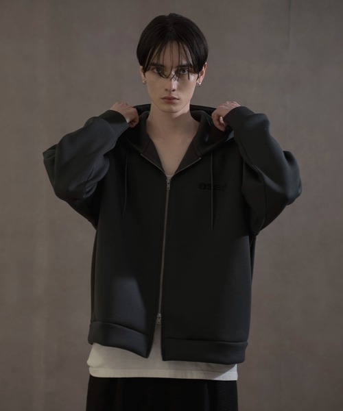 LUCY（ルーシー）の「LUCY/KEEPWARM BIGZIPパーカー（パーカー・メンズ・ライトグレー/チャコール・FREE）」の20枚目の写真