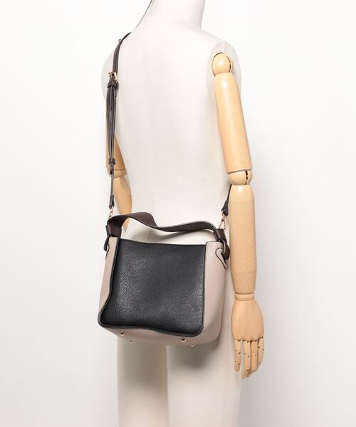 CURI BISCUI（キュリ　ビスキュイ）の「ポーチ付き バイカラー バッグ（ハンドバッグ・レディース・グリーン系その他/ライトベージュ/ブラック・FREE）」の7枚目の写真