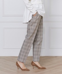 INED（イネド）の「美脚テーパードパンツ（その他パンツ）」