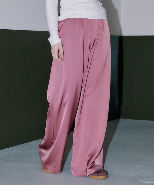 LIENCOEUR（リアンクール）の「POPサテンワイドストレートパンツ（その他パンツ・レディース・ネイビー/ピンク/ライトグリーン/ライトブルー/ブラック・FREE）」の5枚目の写真
